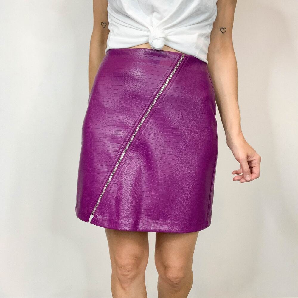 NWT BAR III Iris Glow Pleather Mini Skirt electropop Barbiecore 2453